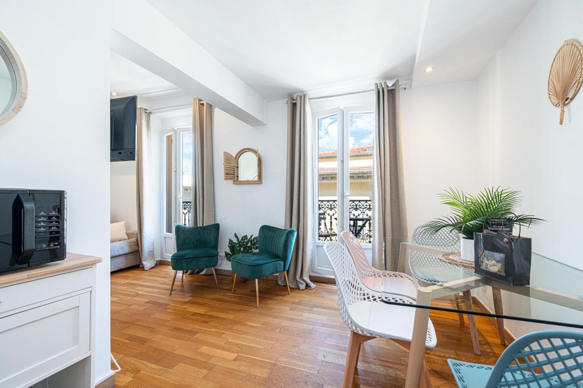 ニースMassena Street - 1 Bdr Duplex With Ac & Parkingアパートメント エクステリア 写真