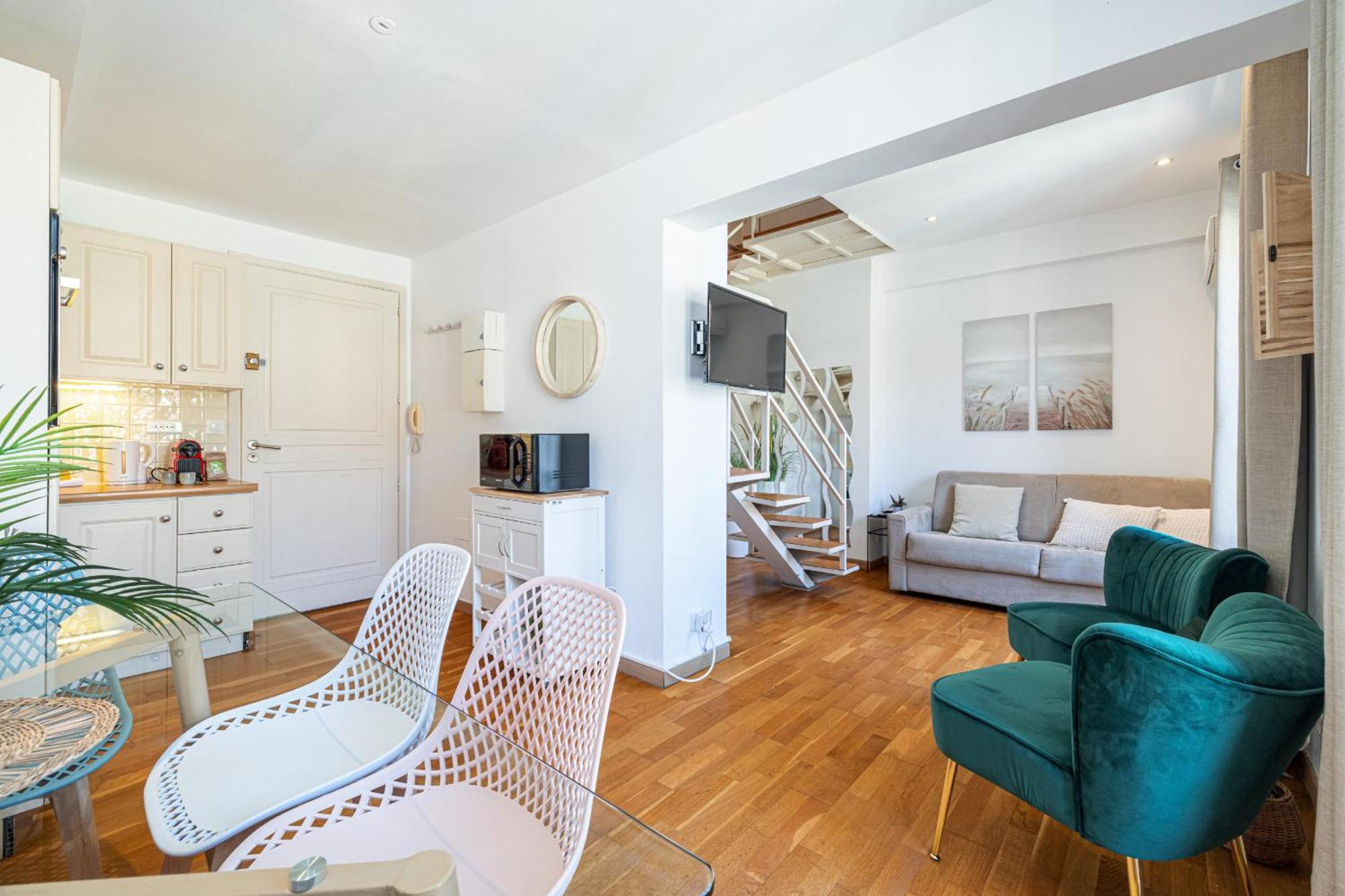 ニースMassena Street - 1 Bdr Duplex With Ac & Parkingアパートメント エクステリア 写真
